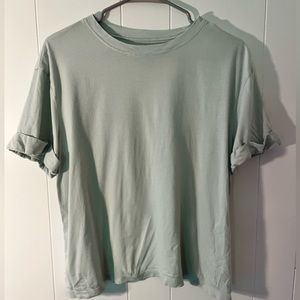 Cropped sleeve tee